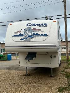 35’ Keystone Cougar fifth Wheel, quad bunk Polar Package - Photo 3