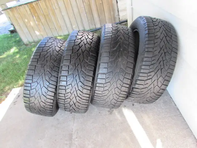 Set of 205/55-16 Gislaved NordFrost winter tires