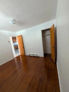 5 1/2 à louer, secteur St-Michel - Photo 3