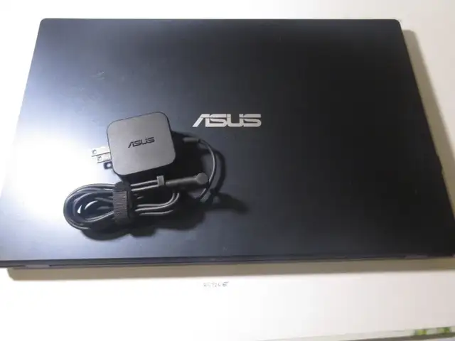 Asus VivoBook L510MA-BH09-CB
