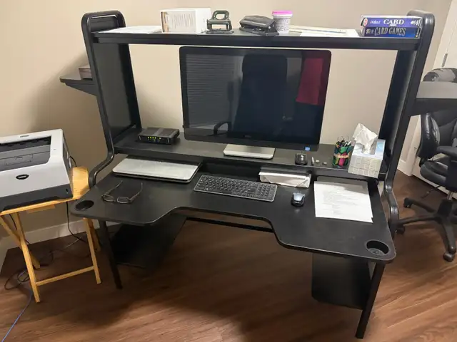 Fredde Gaming Desk For Sale