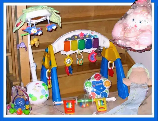 BARBIESSTHROUMCENTRE D'ACTIVITEJEUX EDUCATIFLIVRES DISNEY