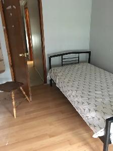 Room for rent - Photo 3