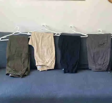 Quatre. Paires de pantalon.3 grand14et1gr12