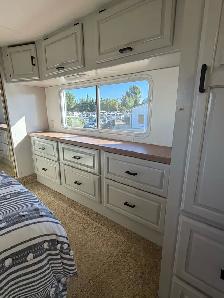 2002 Lakota 29RLT Fifth Wheel - Photo 10