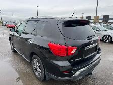 2018 Nissan Pathfinder SV Tech : No Reported Accidents - Photo 4