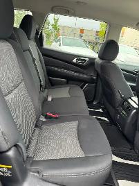 2018 Nissan Pathfinder SV Tech : No Reported Accidents - Photo 11
