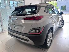 2022 Hyundai KONA PREFERRED | SUN & LEATHER | AWD | 1 OWNER - Photo 5