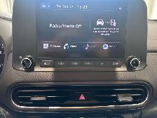 2022 Hyundai KONA PREFERRED | SUN & LEATHER | AWD | 1 OWNER - Photo 20