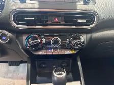 2022 Hyundai KONA PREFERRED | SUN & LEATHER | AWD | 1 OWNER - Photo 21