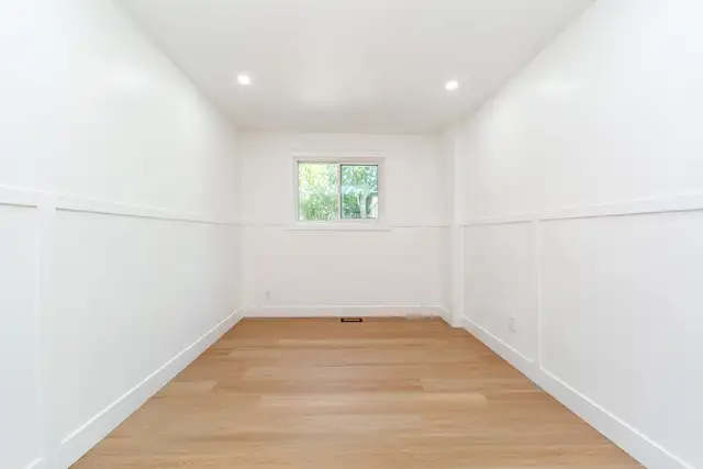 2 bed room renovated basement available in North Oshawa