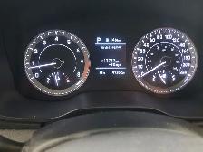 2021 Hyundai Venue Essential - Heated Seats, CarPlay, Rear Camer - Photo 3