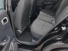 2021 Hyundai Venue Essential - Heated Seats, CarPlay, Rear Camer - Photo 4
