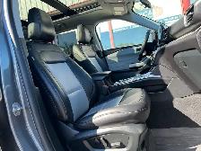 2023 Ford Explorer XLT - No Accidents! - Photo 15