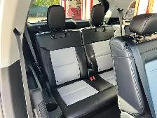 2023 Ford Explorer XLT - No Accidents! - Photo 19