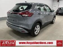 2021 NISSAN KICKS S - Photo 3