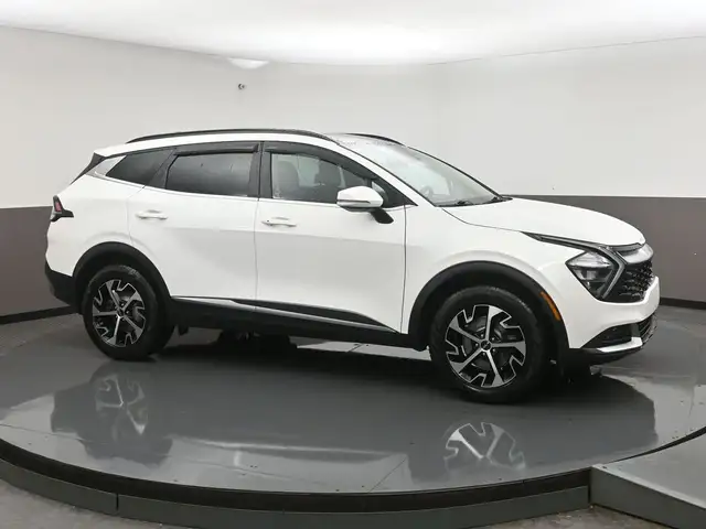 2023 Kia Sportage EX AWD - Call 902-466-9550 Apple CarPlay/Andro