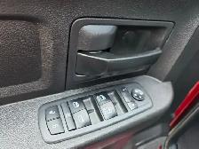 2017 Ram 1500 4WD Crew Cab 140.5' Express Ltd Avail - Photo 15