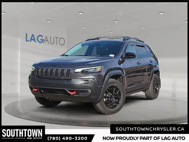 2023 Jeep Cherokee Trailhawk