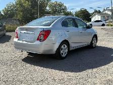 2015 Chevrolet Sonic LT - Photo 5