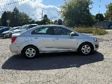 2015 Chevrolet Sonic LT - Photo 6