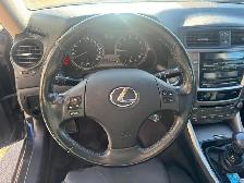 2010 Lexus IS 250 - Photo 4