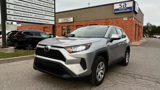 2020 Toyota RAV4 LE FWD-NO ACCIDENT-REVERSE CAMERA-LOW MILEAGE-C