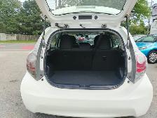 2012 Toyota PRIUS C 175KM CERTIFIED-WARRANTY - Photo 7