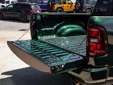 2026 Ram 1500 Express - Photo 9