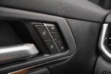 2027 GMC Terrain AWD Elevation - Photo 17