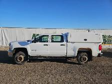 2015 Chevrolet Silverado 2500HD - Photo 5