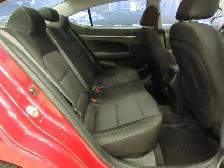 HYUNDAI ELANTRA 2017 116 600 KM AUTOMATIQUE AIR CLIMATISE BANCS - Photo 10