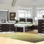 Deal - Canadian Made Bed Room SetBedStorage BedQueen Bed