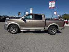 2010 Dodge Ram 1500 Laramie CREW CAB 4X4 / RUNNING BOARDS - Photo 2