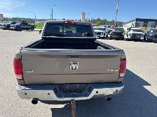 2010 Dodge Ram 1500 Laramie CREW CAB 4X4 / RUNNING BOARDS - Photo 5