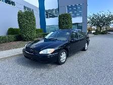 2005 Ford Taurus 4dr Sdn SEL