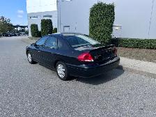 2005 Ford Taurus 4dr Sdn SEL - Photo 3