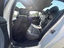 2011 BMW 323I RWD AUTOMATIC A/C ! - Photo 10