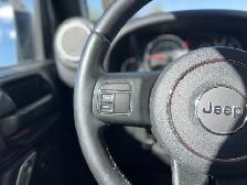 2017 Jeep WRANGLER UNLIMITED Sahara 4WD | Command Start | Revers - Photo 11