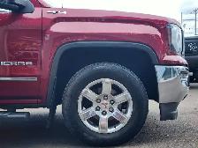 2018 GMC Sierra 1500 SLT Crew Cab 4x4 - Photo 9