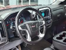 2018 GMC Sierra 1500 SLT Crew Cab 4x4 - Photo 11