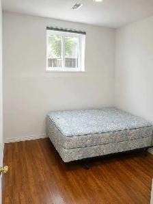 Two Bedroom Walkout Basement Apartment - Photo 5