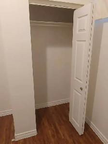 Two Bedroom Walkout Basement Apartment - Photo 6