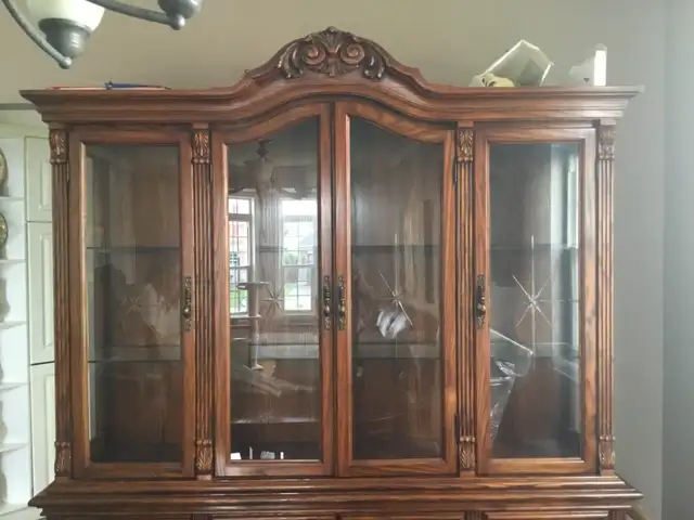 FREE China Cabinet Hutch TOP ONLY