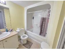 3 bed 2 bath condo southend guelph $2895 all in heat hydro water - Photo 7