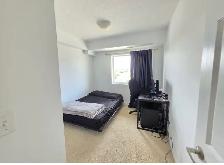 3 bed 2 bath condo southend guelph $2895 all in heat hydro water - Photo 12