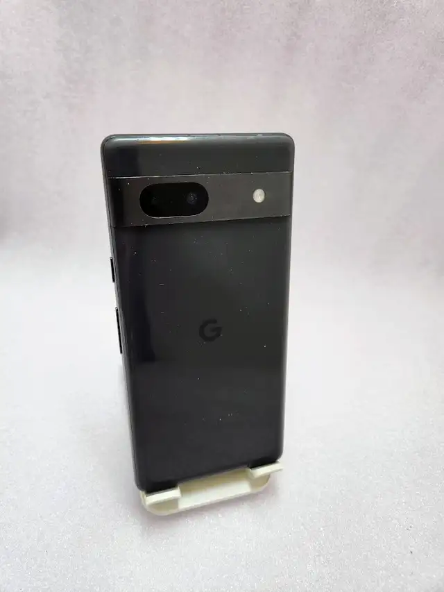Google Pixel 7 128gb Black 3 Months Warranty W/Charger