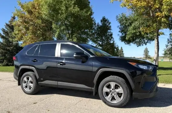 2022 Toyota RAV4 HYBRID LE AWD ONE OWNER - NO ACCIDENTS