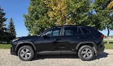 2022 Toyota RAV4 HYBRID LE AWD ONE OWNER - NO ACCIDENTS - Photo 2