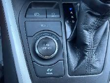 2022 Toyota RAV4 HYBRID LE AWD ONE OWNER - NO ACCIDENTS - Photo 15